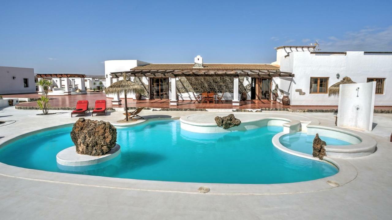Villa La Senda Del Majorero อันติกัว ภายนอก รูปภาพ